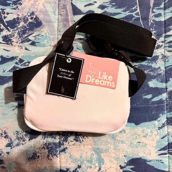 Like Dreams Crossbody - Picture 2 of 3